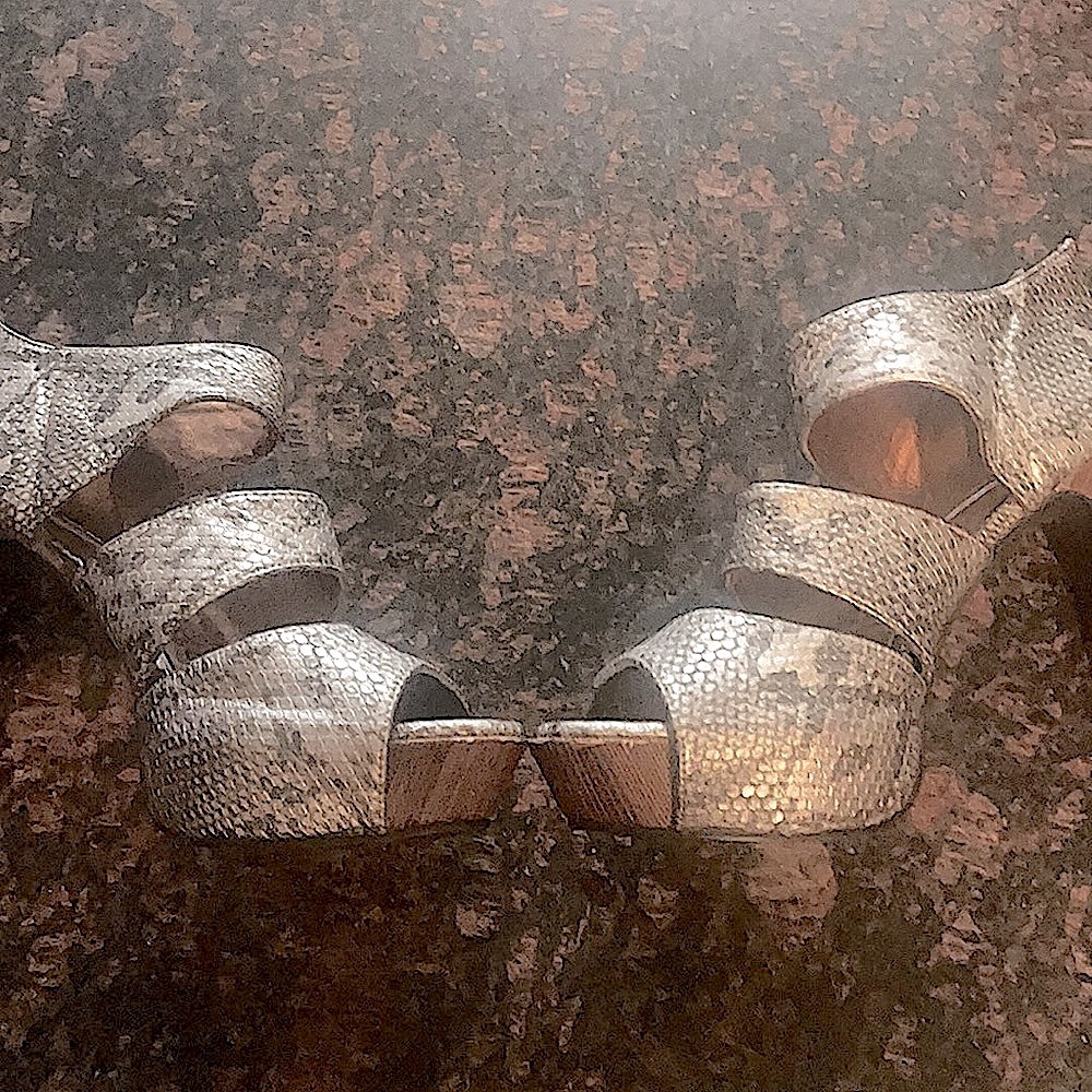 DRESS SHOES - Picture 7 of 8